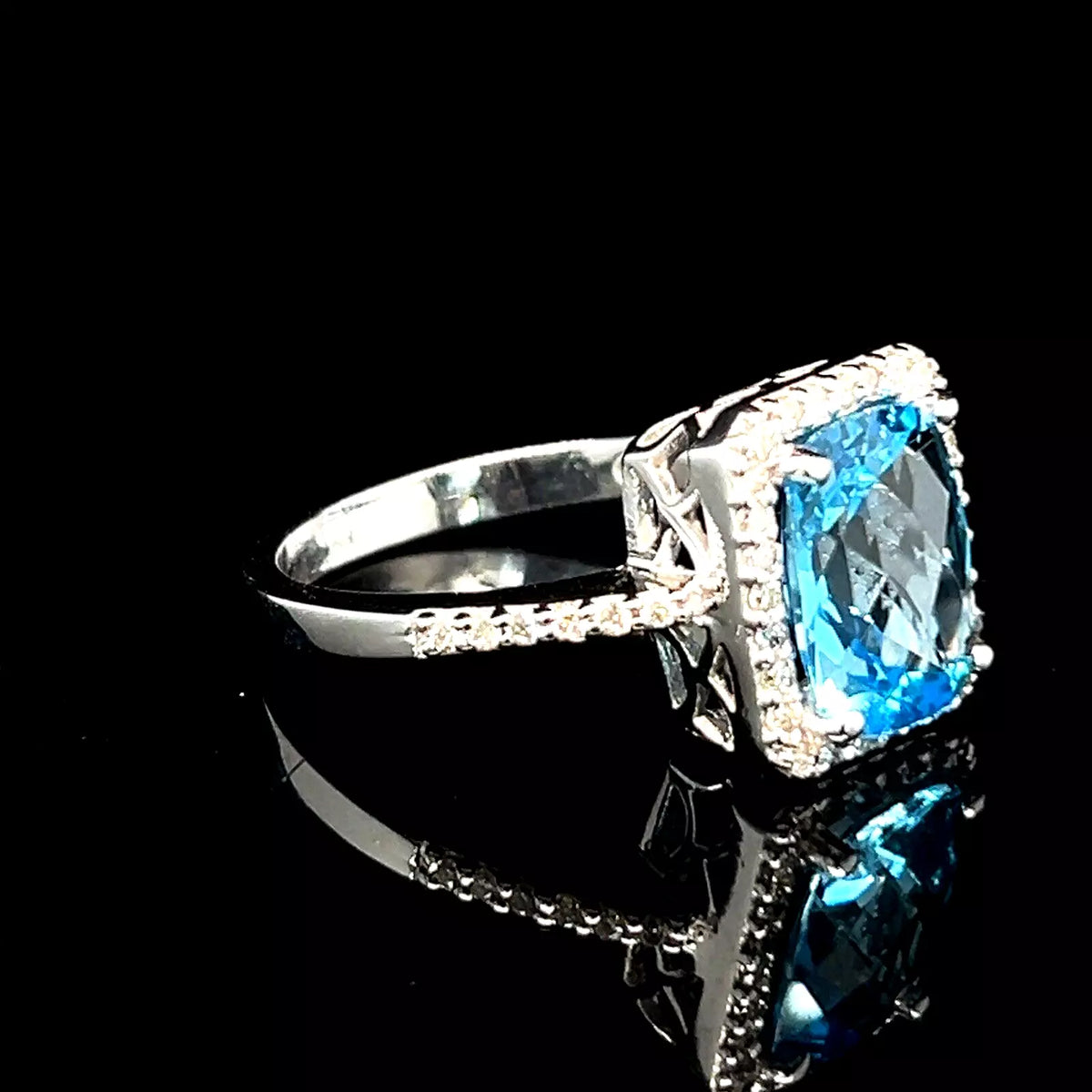 Vintage Estate 14k White Gold Blue Topaz and Diamond Halo Ring Size 10