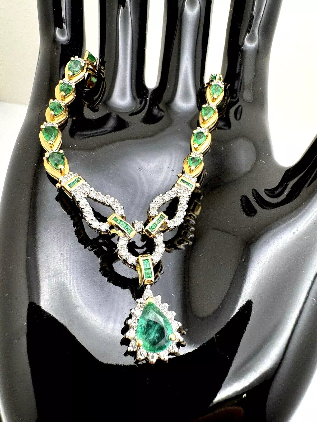 Vintage Estate 14k Gold Fine Precious Emerald And Diamond Toggle Necklace 1.00ct