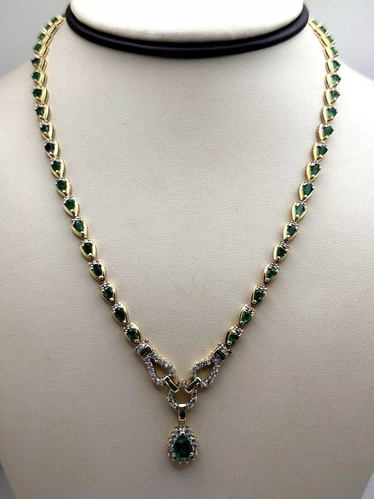 Vintage Estate 14k Gold Fine Precious Emerald And Diamond Toggle Necklace 1.00ct