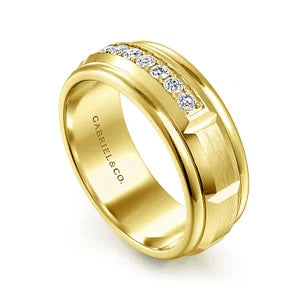 14K Yellow Gold Diamond Mens Wedding Ring in Satin Finish