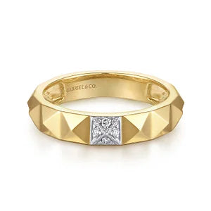 14K Yellow Gold Pyramid Band with Pave Diamond Station