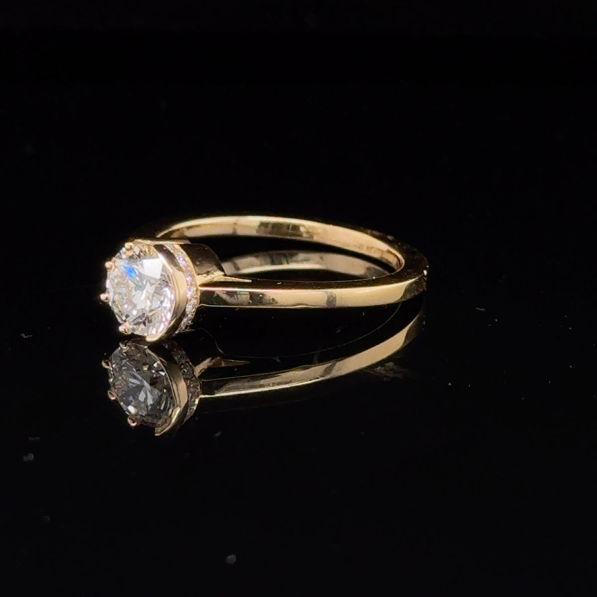18K Yellow Gold Diamond Engagement Ring