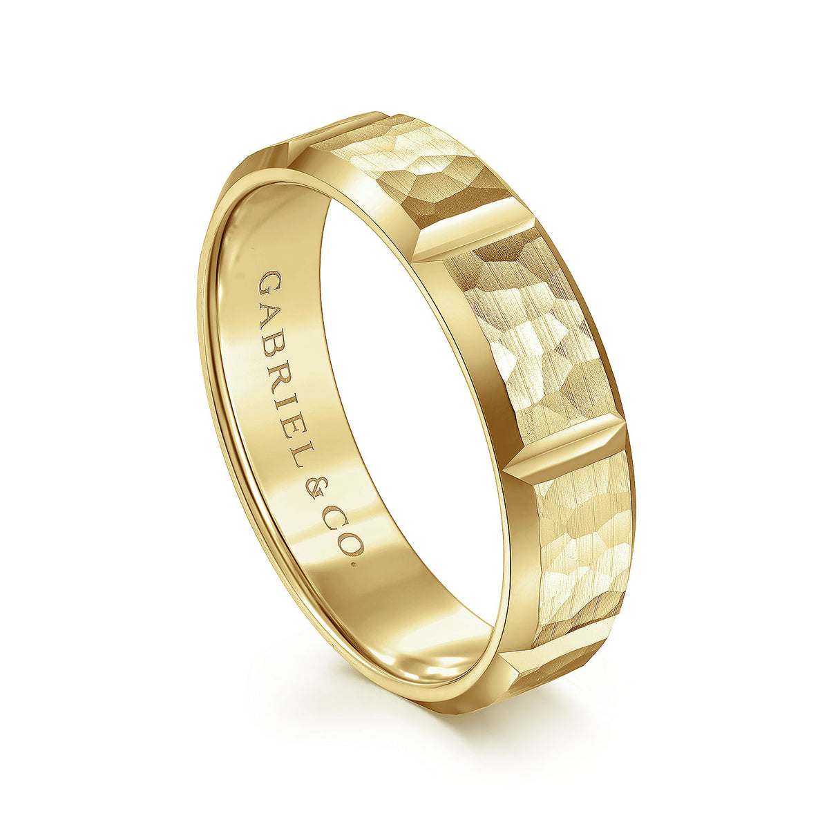 14K Yellow Gold 6mm - Men&#39;s Wedding Band with Hammered Stations