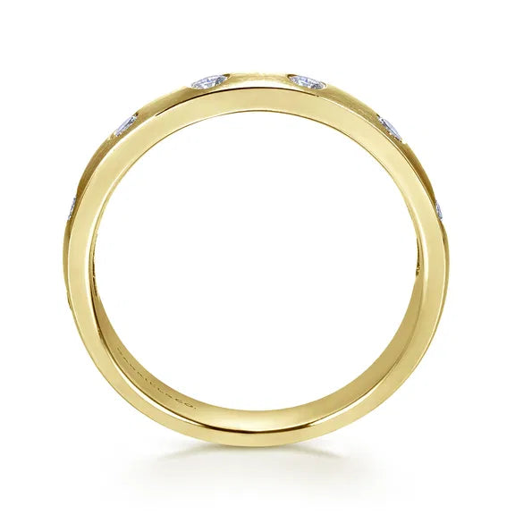 Vitoria - 14k Yellow Gold Burnished Set Round 7 Stone Diamond Anniversary Band - 0.17 ct