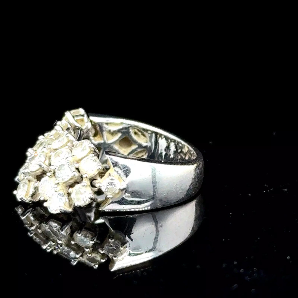 18k White Gold Diamond Cluster Sonia Bitton Ring Size 5 2.16ct Diamonds