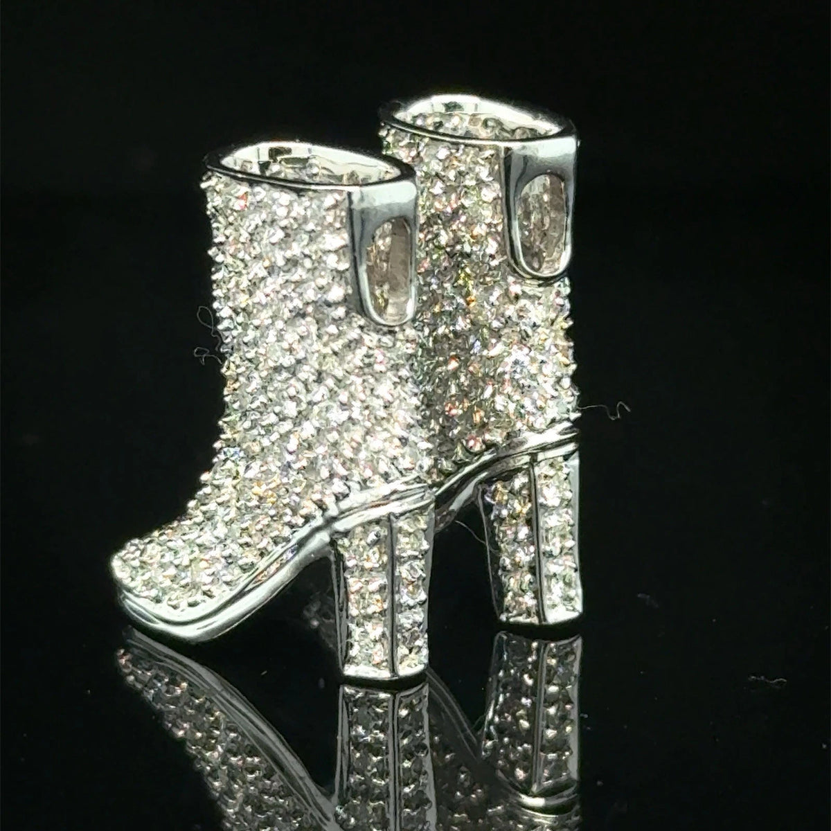 14k White Gold Diamond Pair Of Boot Charm