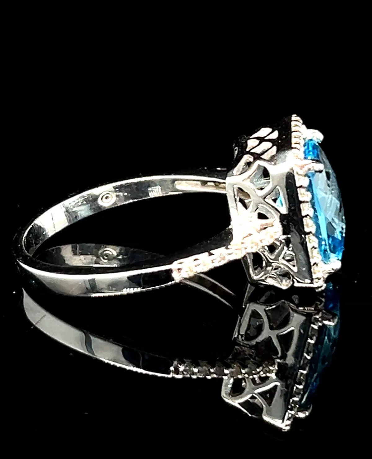 Vintage Estate 14k White Gold Blue Topaz and Diamond Halo Ring Size 10