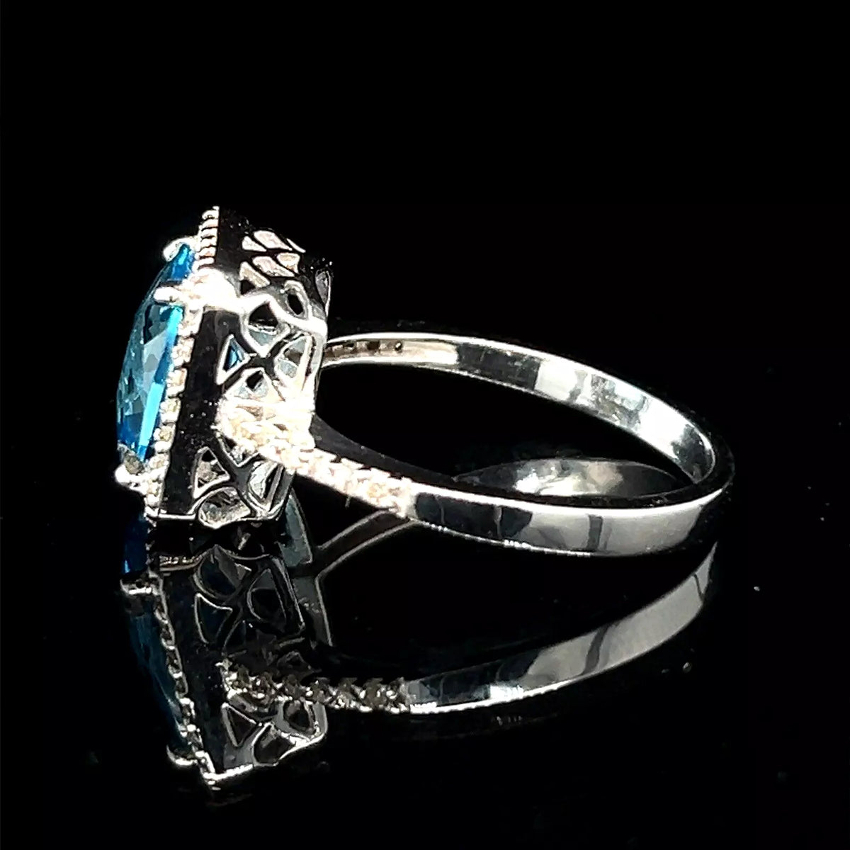 Vintage Estate 14k White Gold Blue Topaz and Diamond Halo Ring Size 10