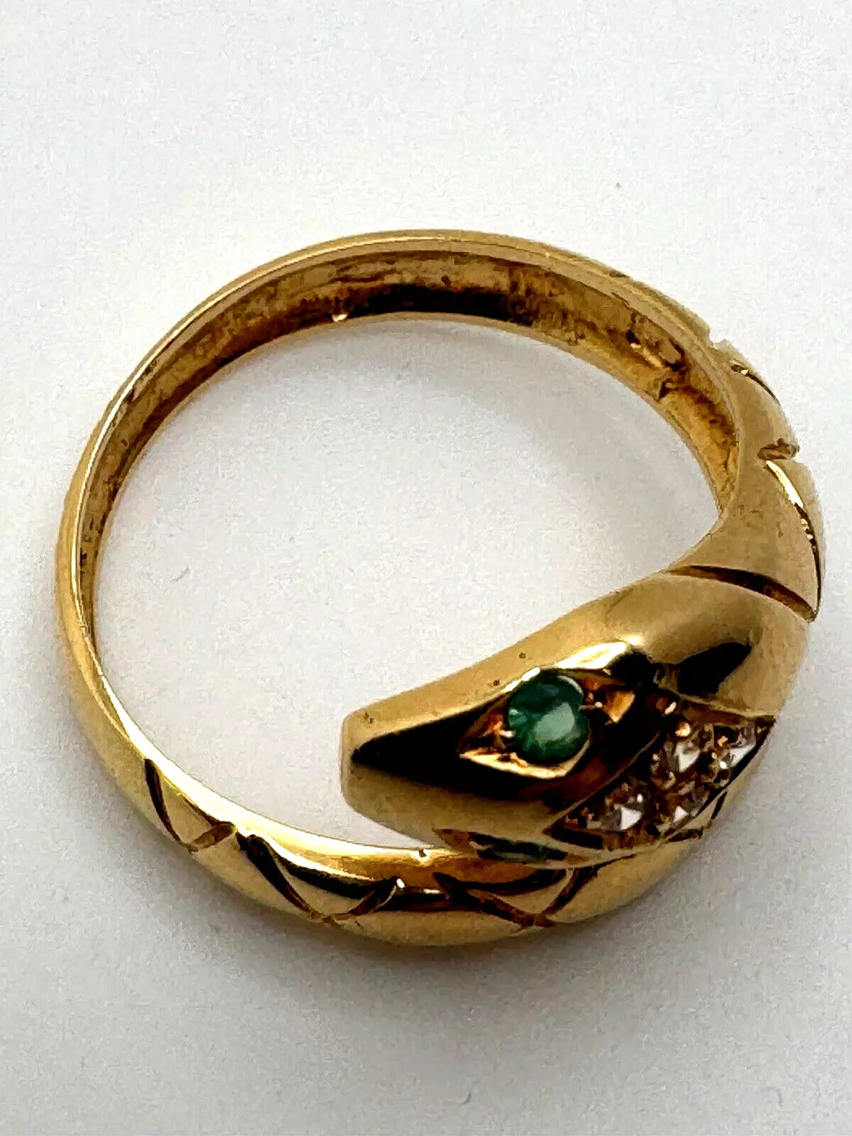18k Yellow Gold Emerald And Diamond Snake Ring Size 6.5