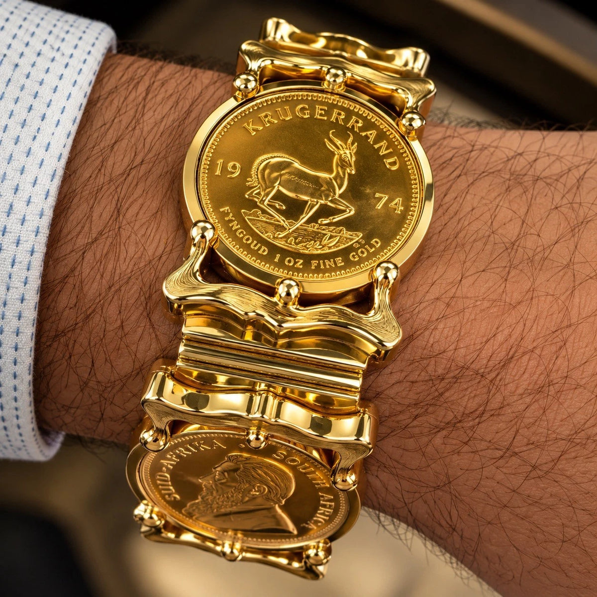 14K YG Krugerrand Coin Bracelet 87.28 DWT 14K Gold Bracelet Weighing 42.82 DWT