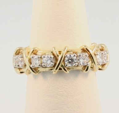 Tiffany & Co. Schlumberger Sixteen Stone ring in with diamonds.