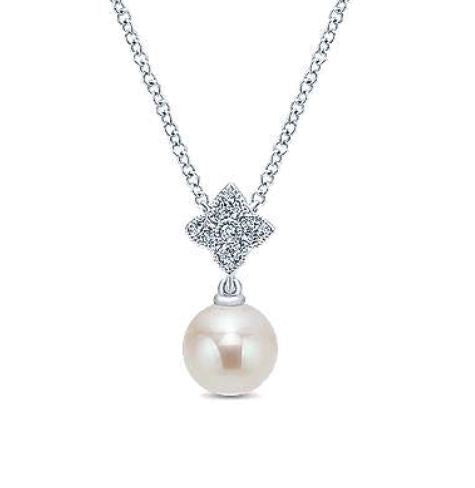 18" 14K White Gold Cultured Pearl and Floral Diamond Pendant Necklace