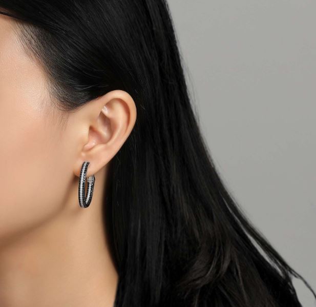 2.85 CTW Oval Hoop Earrings