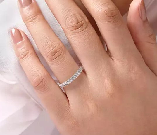 14K White Gold Diamond Pavé Band